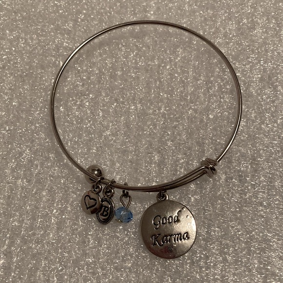 Bella Perlina Silvertone Adjustable Stretch Bangle Bracelets - Set of 2 - Picture 4 of 6